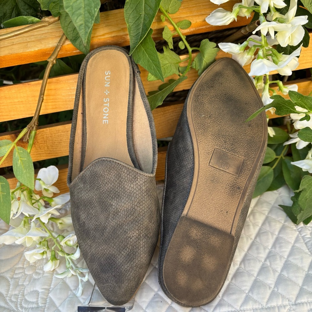 Sun‎ + Stone Women's Charcoal Loafers - Picture 6 of 9